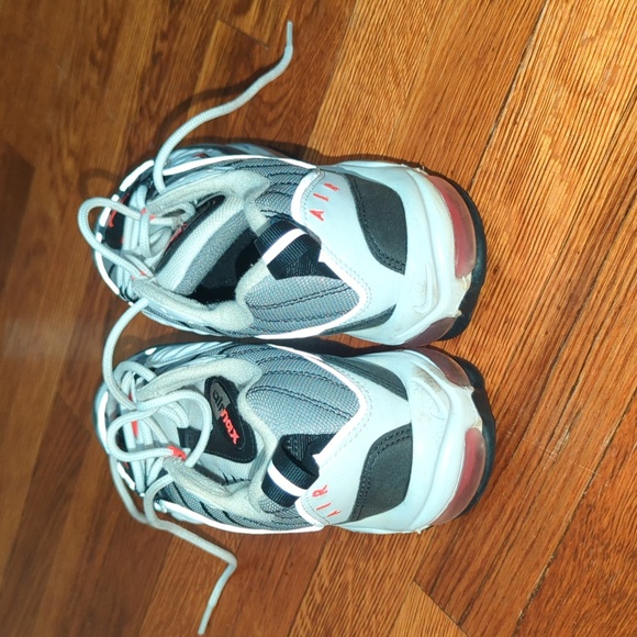 Nike sneakers - Picture 3 of 4